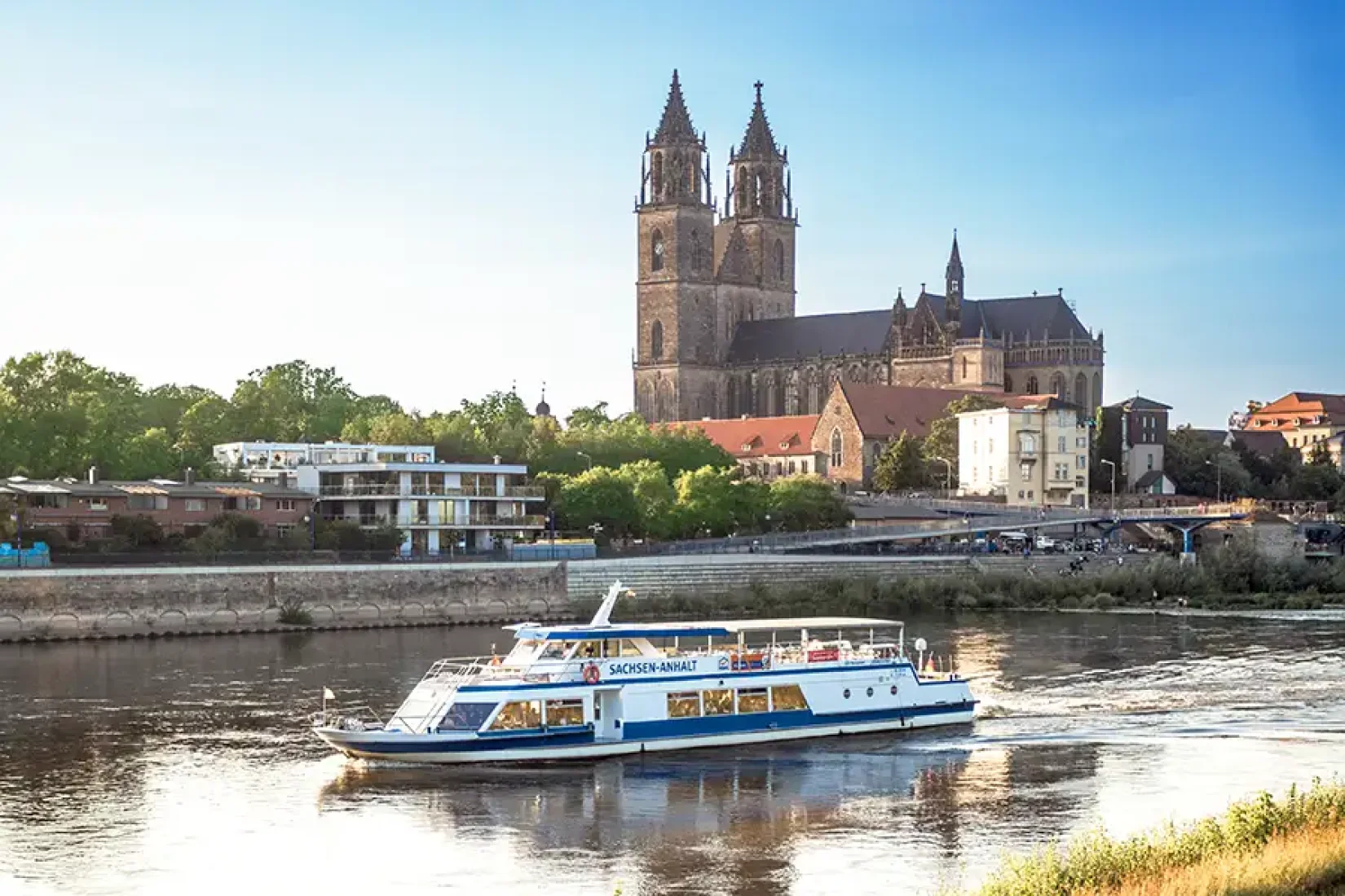 Elbe mit Dom | Foto: M. Piekacz